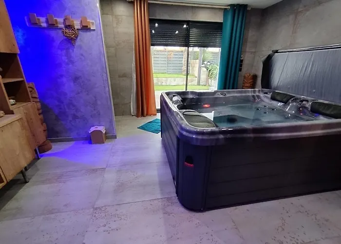 דירה Jacuzzi Sauna Pour 2 Personnes קאלה