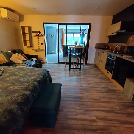 Jacuzzi Sauna Pour 2 Personnes *